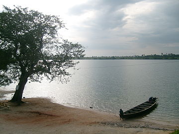 File:Oguta_Lake.JPG