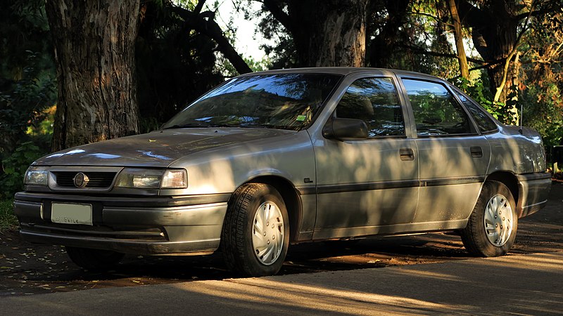 File:Opel Vectra 1.6i GL 1994 (42148777454).jpg