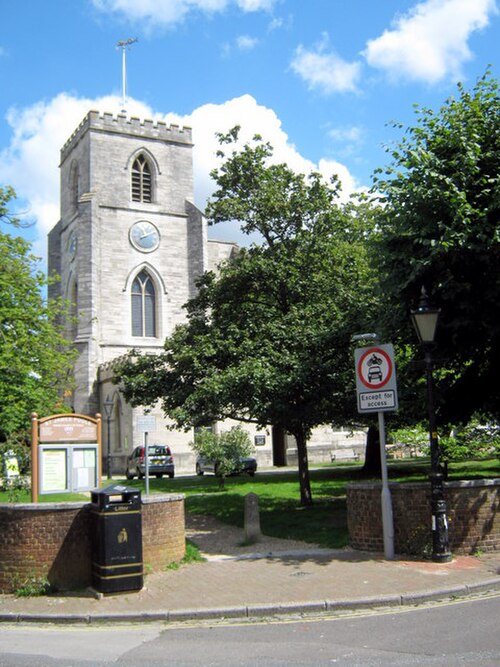 Image: Parish Church of Poole. St James   geograph.org.uk   2490178