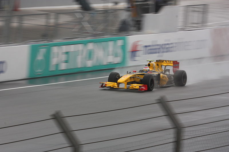 File:Petrov Malaysian qualy 2010.jpg