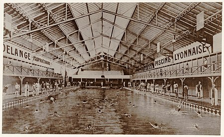 Piscine lyonnaise Delange