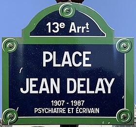 Voir la plaque.