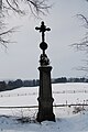 Kříž u komunikace ze Smetanovy Lhoty