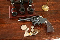 Um Colt Police Positive Special .32 S&W Long/.32 Colt New Police fabricado em 1938