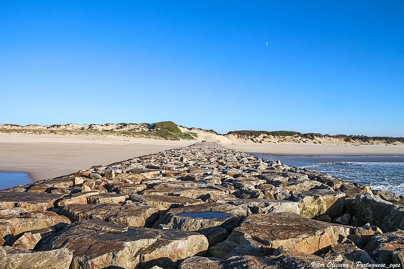 File:Praia de Mira - Portugal (53427714099).jpg