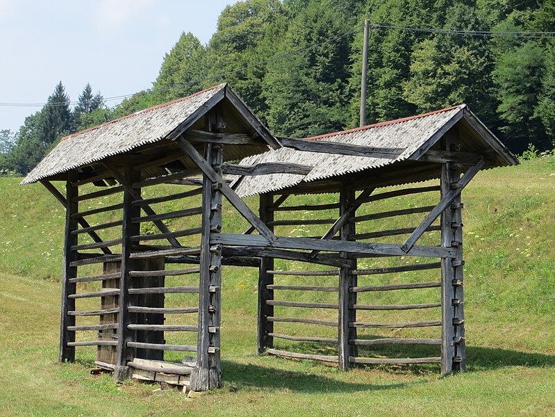 File:Praprece Slovenia - hayrack.jpg