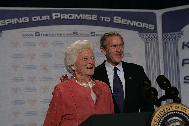 File:President George W. Bush and Former First Lady Barbara Bush Participate in a Discussion on Strengthening Social Security in Orlando, Florida.jpg