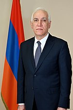 President van de Republiek Armenië Vahagn Khachaturyan.jpg