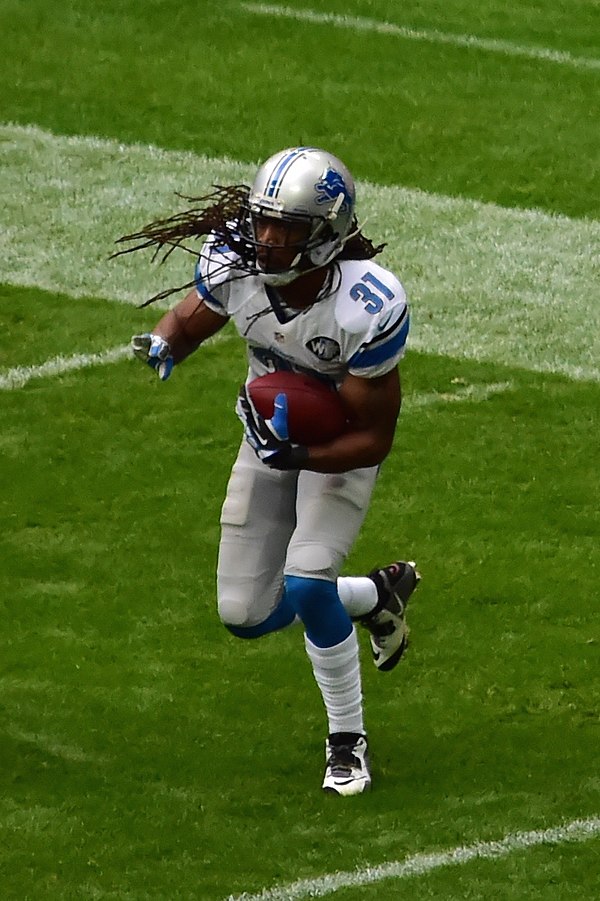 Mathis with the Lions in 2014.