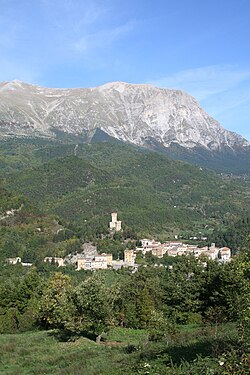 Arquata del Tronto e la rocca medioevale