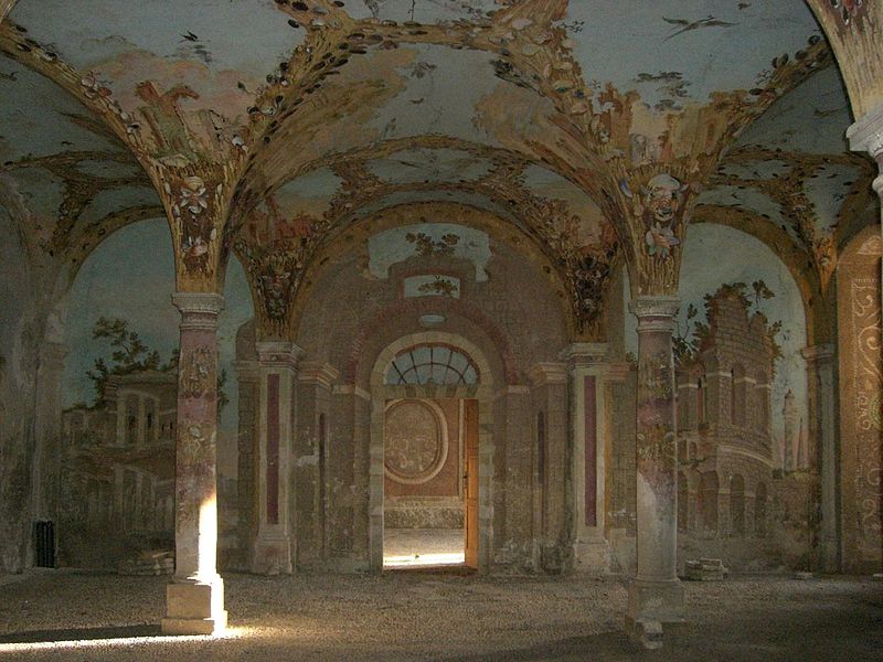 File:Schloss petronell grosser saal.jpg