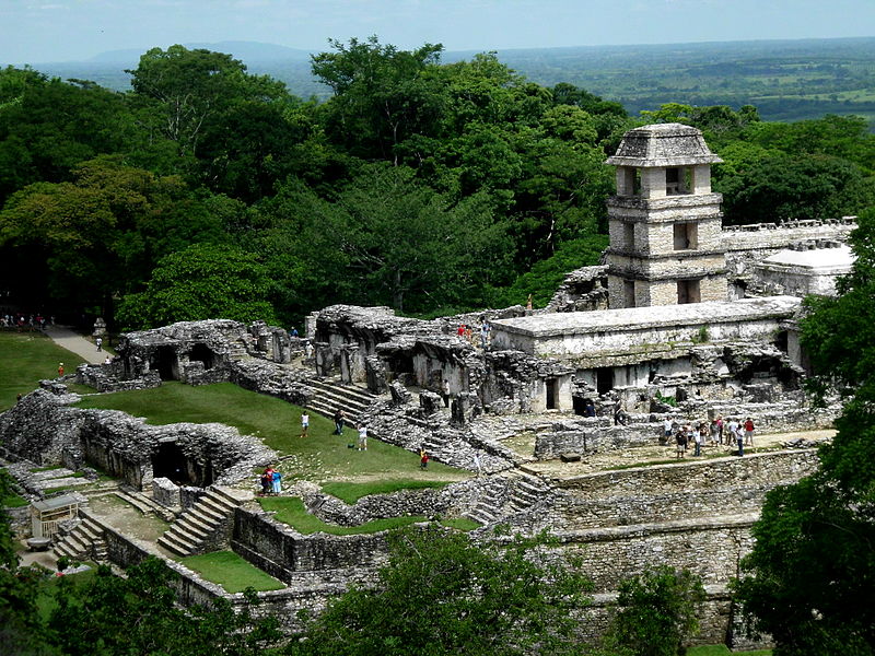 File:Sitio arqueologico palenque.JPG