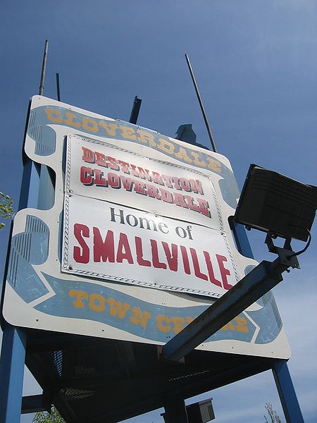 File:Smallville-sign1.jpg