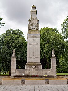 Southampton Cenotaph, viewed from Above Bar St Southampton Cenotaph, 2014 (1).jpg