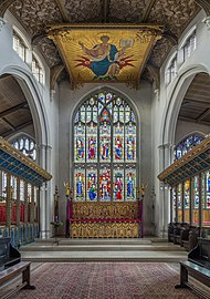 Sanctuary of St Cyprian's, Clarence Gate at St Cyprian's, Clarence Gate, by Diliff