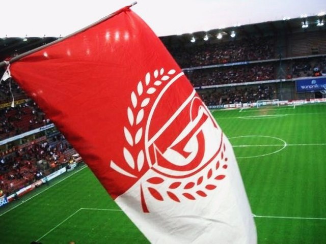 Flag waving at the Stade Maurice Dufrasne