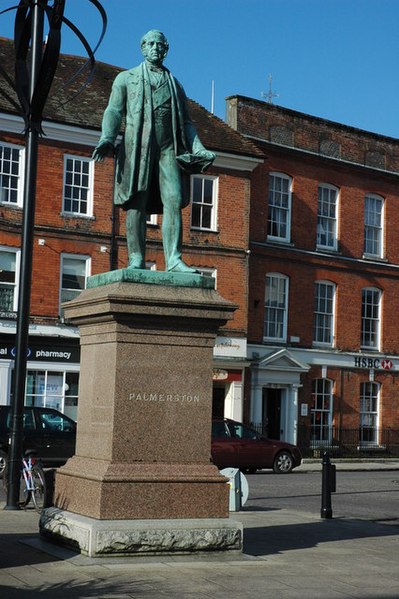 File:Statue of Lord Palmerston, Romsey - geograph.org.uk - 1720490.jpg