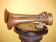 An air horn manufactured by the American Strombos Co., used on early locomotives as well as trucks Strombos.jpg