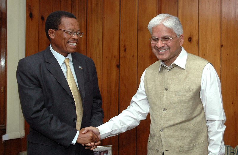 File:The Minister of Trade and Industry, Botswana, Mr. Neo Daniel Moroka meeting with the Minister of State for Industry, Dr. Ashwani Kumar, in New Delhi on March 19, 2008.jpg