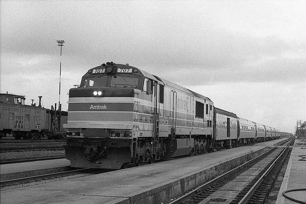 The Palmetto at Florence, South Carolina, in 1977. A GE P30CH is in the lead.