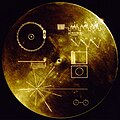 Eine Schallplatte von der Erde: Sie wurde mit einer Sonde ins Weltall geschickt, für Außerirdische.
