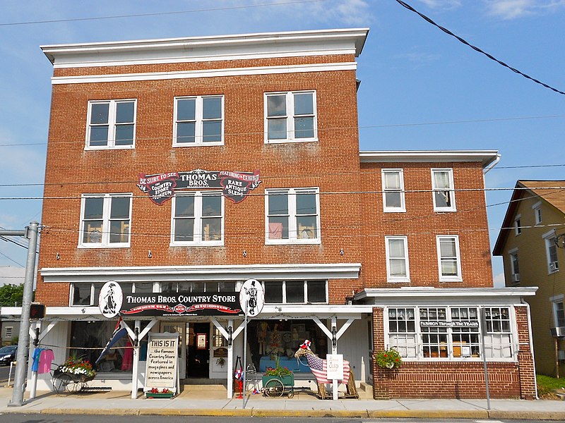 File:Thomas Bros 2 Biglerville AdamsCo PA.JPG