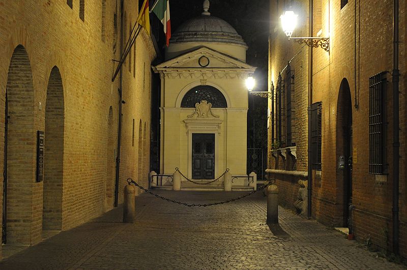 File:Tomba di Dante Ravenna.jpg