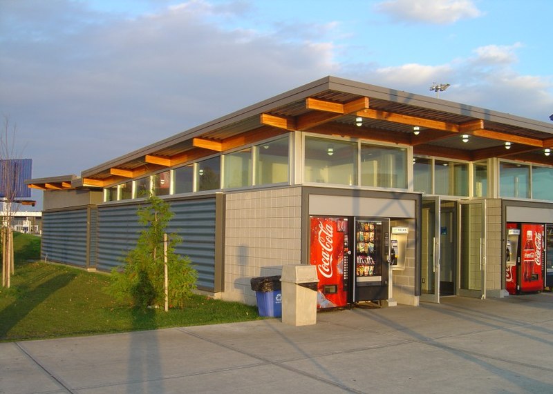 File:Tsawwassen Quay Market (434634982).jpg