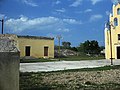 Iglesia principal y vestigios arqueológicos de Ucú.