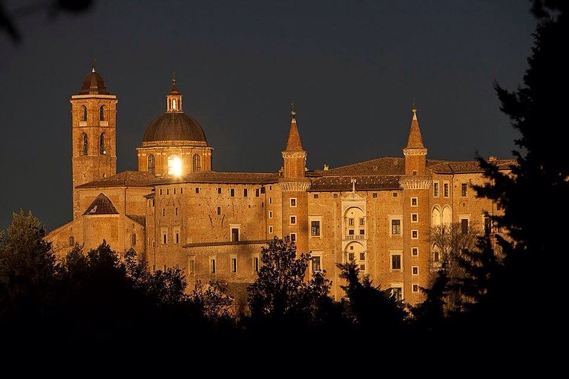 File:Urbino tramonto.jpg