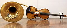 Violinophone built by Klaus Eberle (leader of the Grazer Salonorchester) Violinophone.jpg