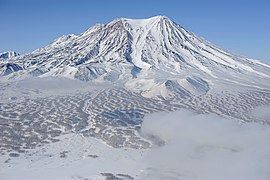 הר געש Zhupanovsky.jpg
