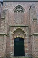 Zij-entree van de Hervormde kerk in Zwaag