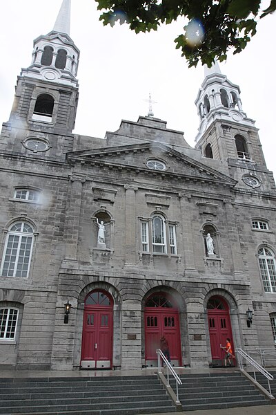 File:Église Sainte-Geneviève, Montréal, Canada - 20110828-01.jpg