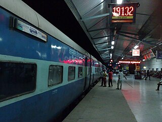 <span class="mw-page-title-main">Gandhidham–Ahmedabad main line</span>