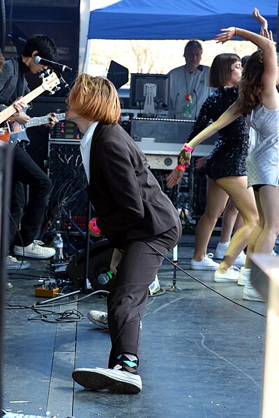 File:2015 Foxygen-MainStage-Treefort2015-credit-Christina-Birkinbine 02 (16755158357).jpg