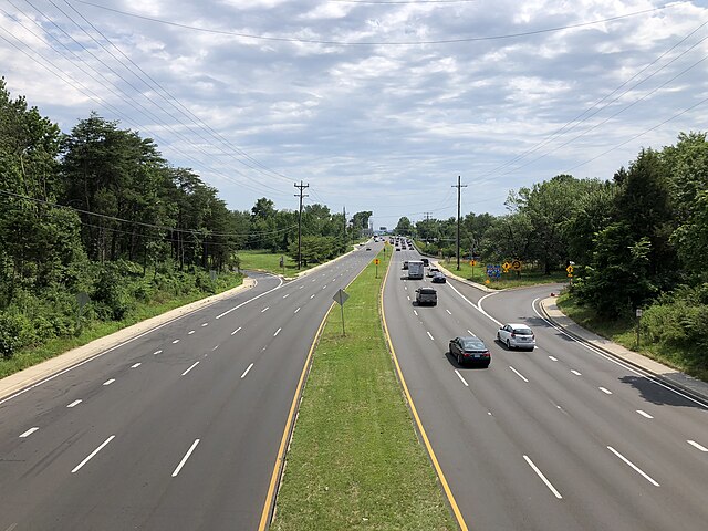 View south along MD 650 from I-495 in Hillandale