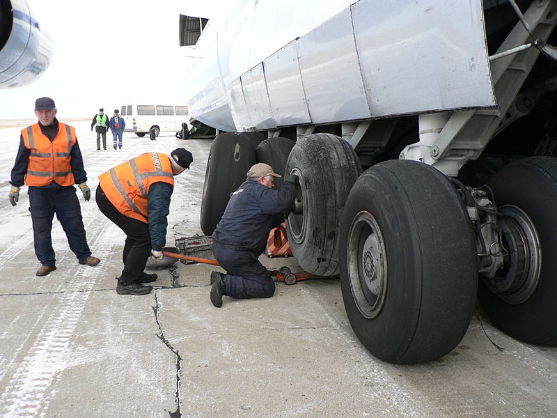 File:AN 124 - 100 Ruslan Airport Poprad Tatry Slovakia (777).jpg