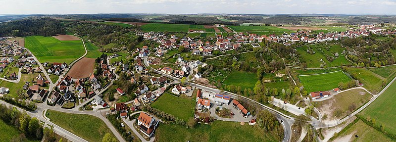 File:Absberg Panorama Luftaufnahme (2020).jpg