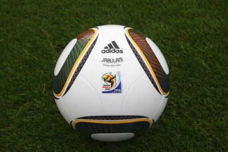 ไฟล์:Adidas Jabulani Official World Cup 2010 (4158450149).jpg