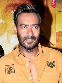 Ajay Devgn promotes Baadshaho (more cropping)