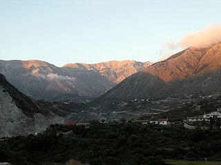 <span class="mw-page-title-main">Dukat, Albania</span> Village in Vlorë, Albania