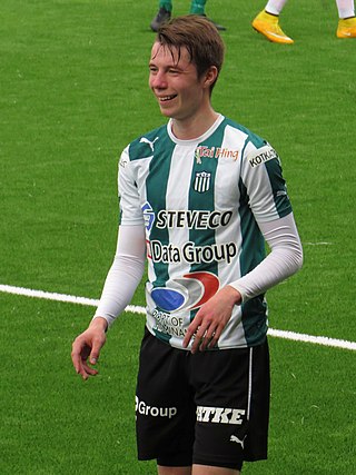 <span class="mw-page-title-main">Aleksi Tarvonen</span> Finnish footballer (born 1994)