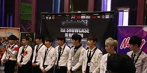 AlphaBats 1. Showcase in Malaysia PC 24. April 2014 Mitglieder von links nach rechts: B: eta, C: ode, D: elta, E: psilon, F: dh G: amma, H: eta, I: ota, J: eta