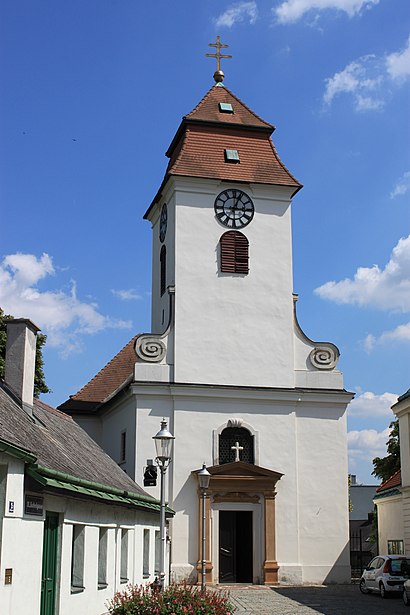 So kommt man zu Pfarrkirche Altsimmering mit den Öffentlichen - Mehr zum Ort Hier