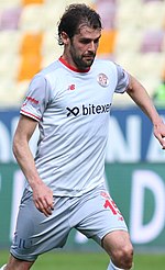 Andrea Poli at Yeni Malatyaspor vs Antalyaspor 20220219 6 (cropped).jpg