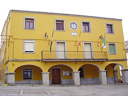 Ayuntamiento de Cañaveral.jpg