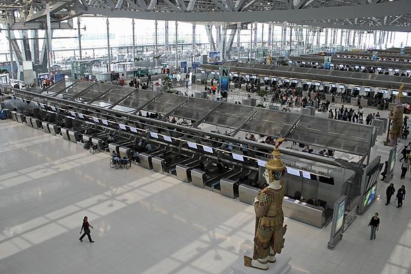 Check-in hall at Suvarnabhumi Airport, seen from the upper level