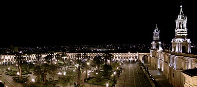 Basílica Catedral de Arequipa.jpg