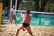 Deutsch: Beachvolleyball bei den Olympischen Jugendspielen 2018; Tag 8, 14. Oktober 2018; Mädchen, Achtelfinale – Bolivien-Puerto Rico 0:2 (18–21/18–21 ) English: Beach volleyball at the 2018 Summer Youth Olympics at 14 October 2018 – Girls Round of 16 – Bolivia-Puerto Rico 0:2 (18–21/18–21 )